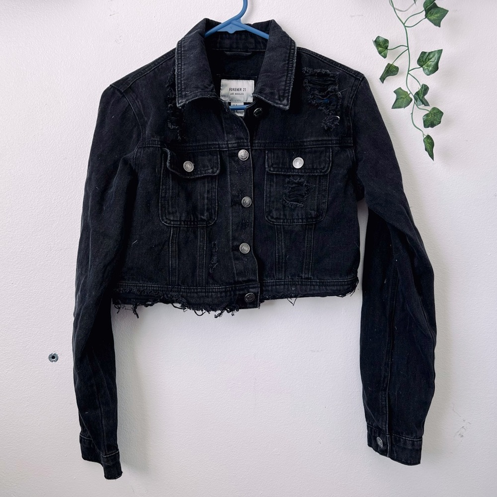 Crop Denim Jacket 🧥